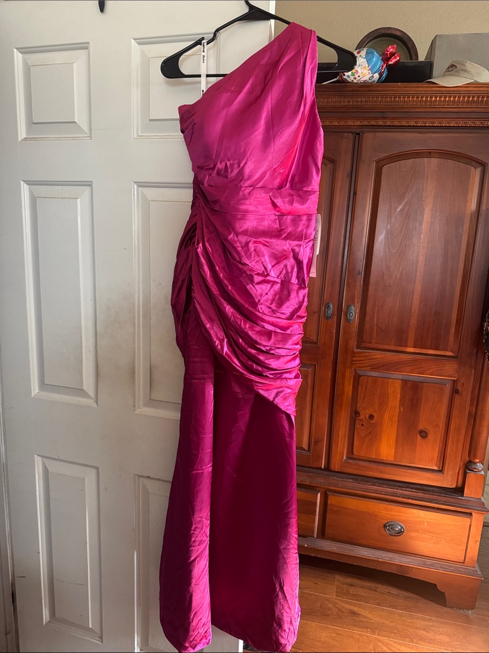 One-Shoulder Fuchsia Ruched Evening Dress